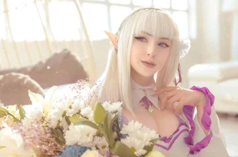 Thumbnail Emilia Cosplay by Kuroitsune: Diving into Cosplaygirls World