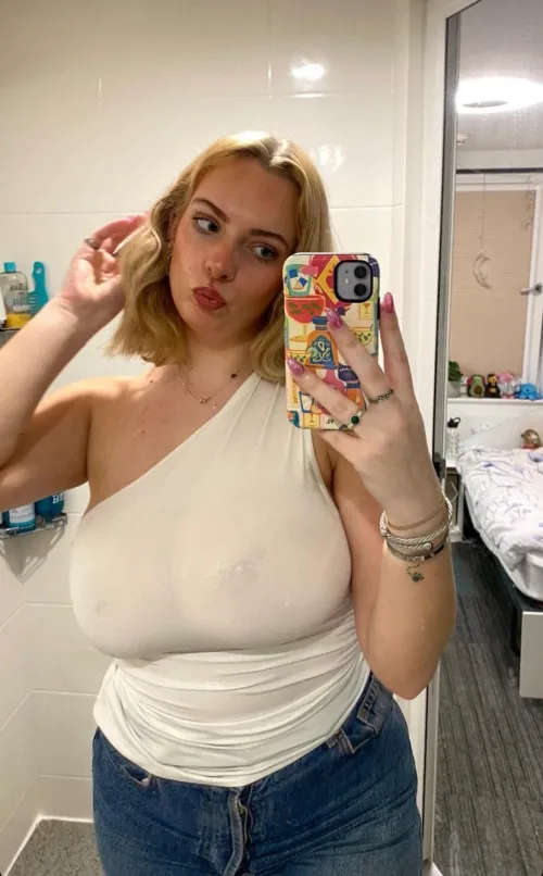 Thumbnail Discovering the World of 2busty2hide with DazzlingAd6626