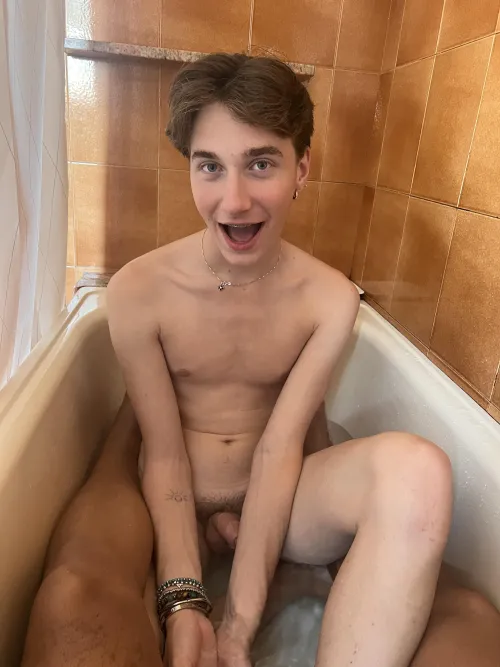 Thumbnail There Is Space for One More, Come Take a Bath by gabritwink18 - twinks Invitation