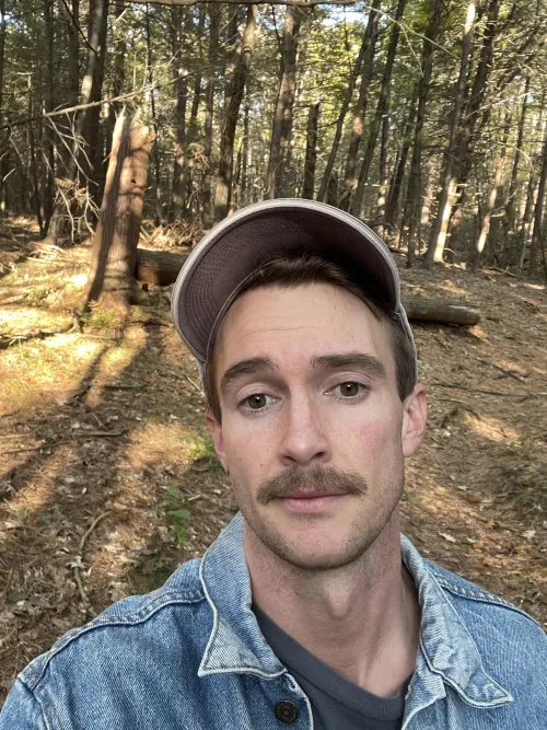 Thumbnail Join farmgay92 for an Adventure: 'Let's Go On a Hike' | gaybrosgonemild