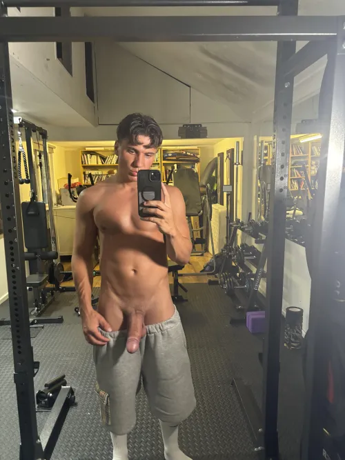 Thumbnail Getting Pumped at the Gym by Aonsu | boysgonewild