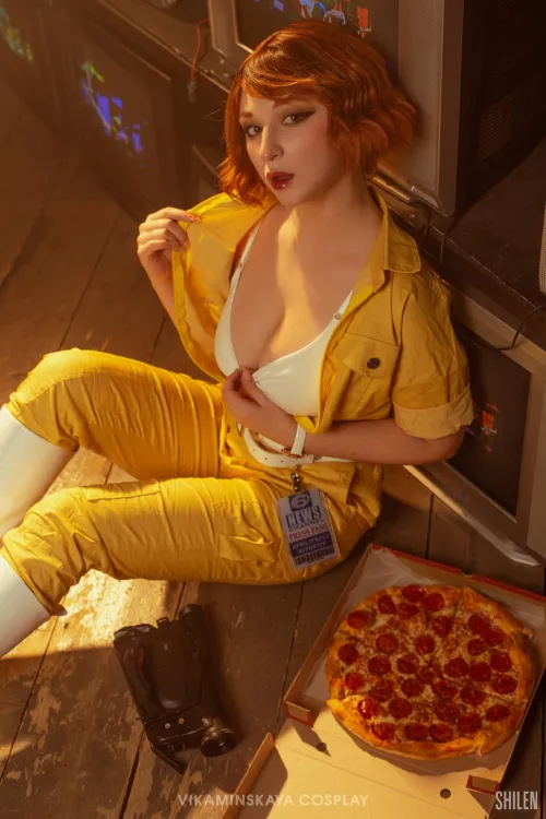 Thumbnail Vikaminskaya's Impressive April O'Neil Cosplay - A Cosplaygirls Highlight