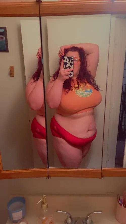 Thumbnail hotmamakeeks' Greeting: Enter the BBW Realm with Open Arms