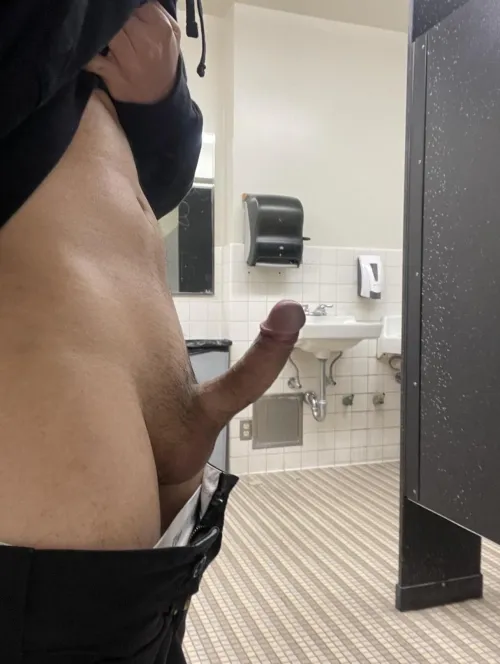 Thumbnail Quick Pic of My Chinese Cock: Discover dav_1234's Content in Gaysiansgonewild