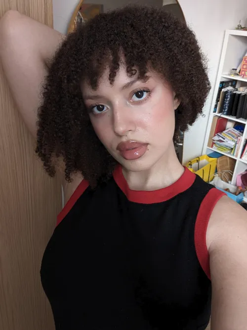 Thumbnail Discover the Mesmerizing World of MixedRaceGirls with xx-alien