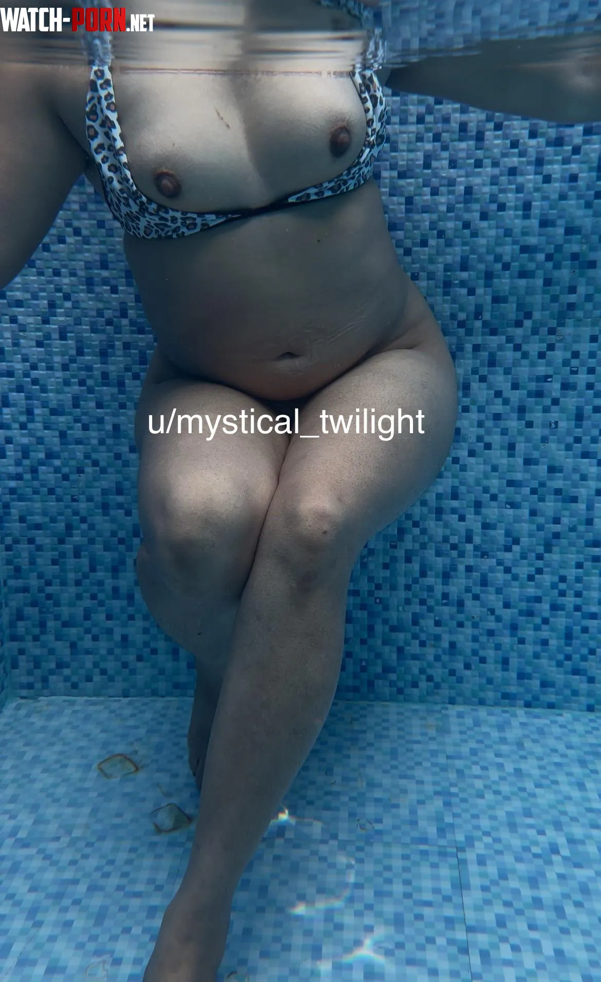 f Found a corner in a public pool which made me do naughty stuff like removing my panties and showing off my tits by mystical_twilight