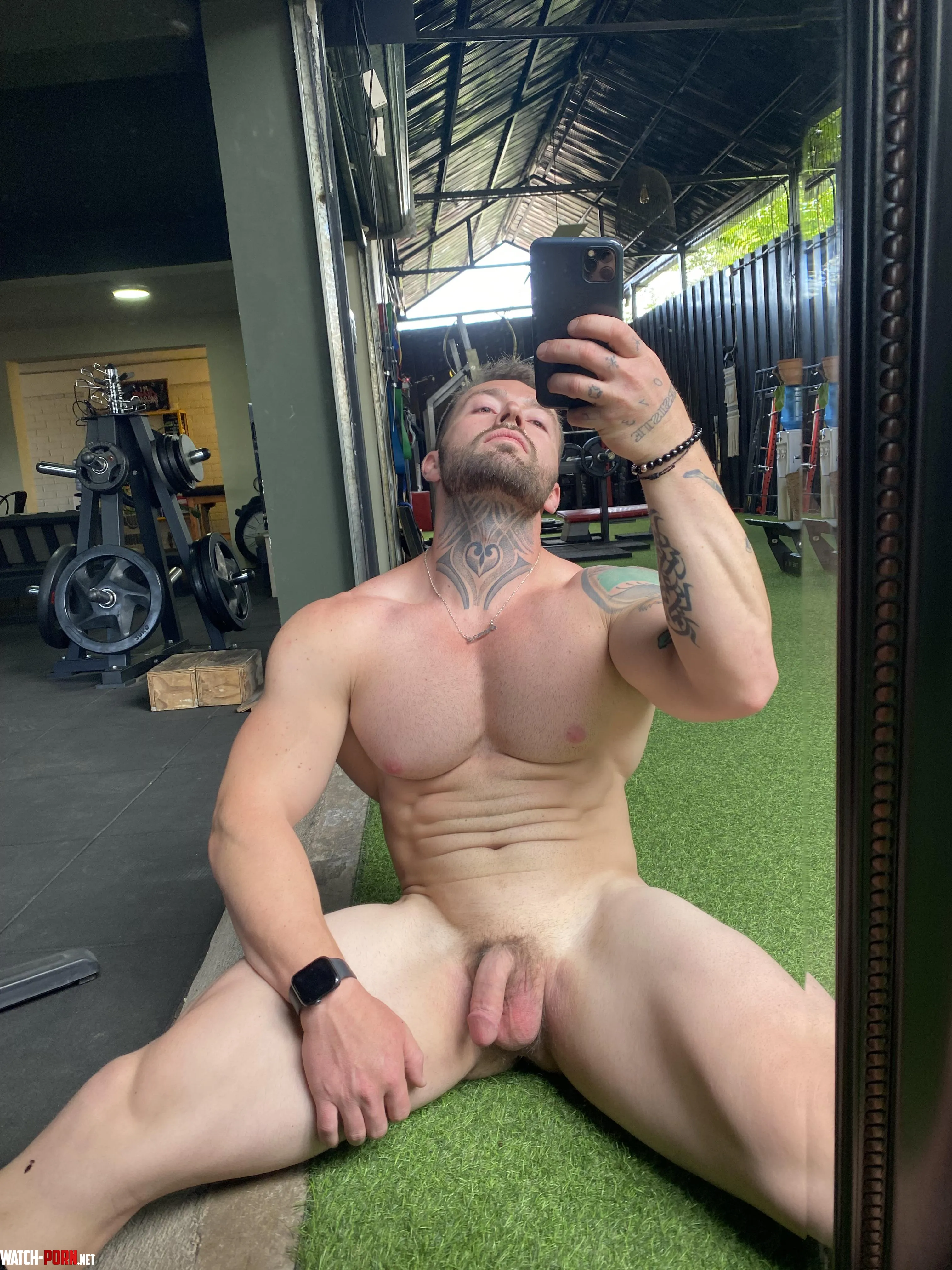 32 84 kg naked in the gym by gold_trainer_