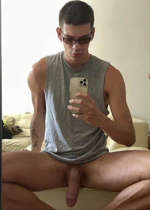 Thumbnail 21 and Hung, Looking for Fun - PainHot8370 | gayporn