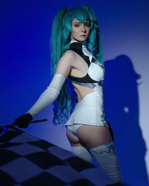 Thumbnail Captivating Hatsune Miku Cosplay by novalnoe_moloko