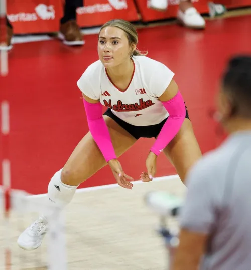 Thumbnail Get to Know Maisie Boesiger - VolleyballGirls Spotlight