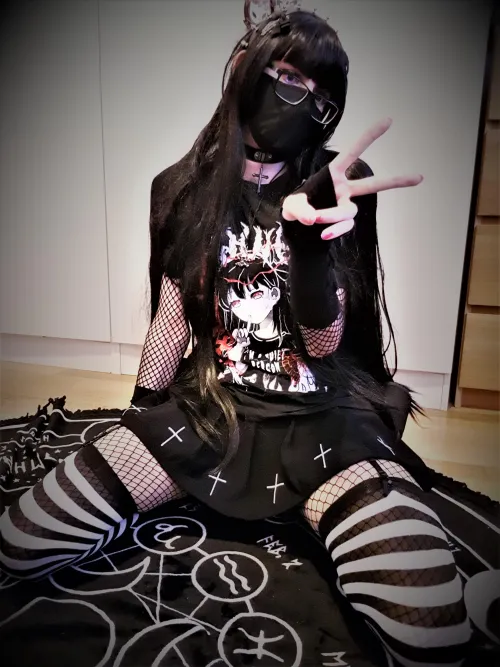 Thumbnail Gothic Glam: Exploring Goth3Girl's Femboy Style | ShadowPrincessN7