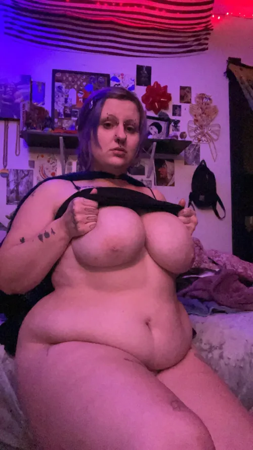 Thumbnail Seductive Proposal: Let W1Z1 Sit on Your Face in BBW_Chubby