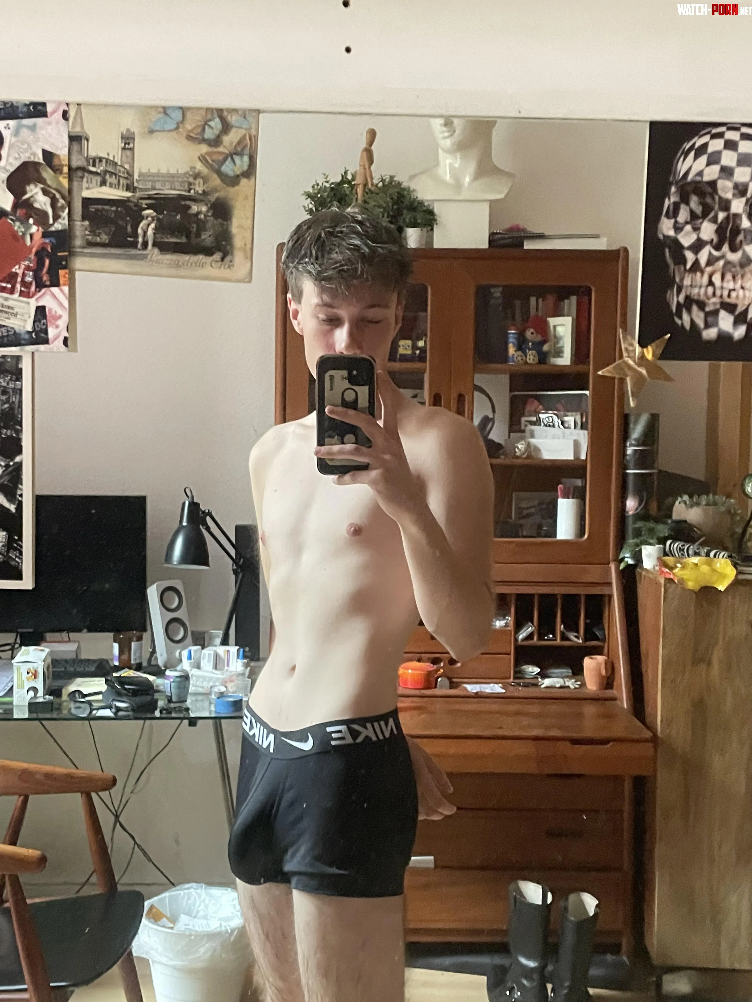 18 i need a young twink jerkmate hmu by hrnihenry