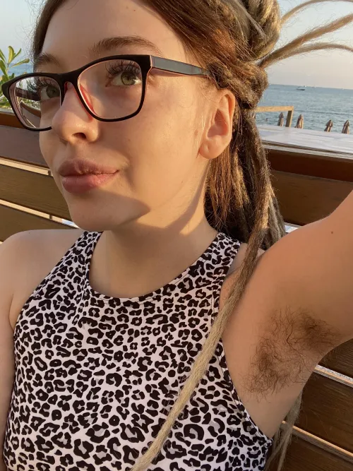 Thumbnail Will You Lick My Sweat, Hairy Armpits - abbysunny