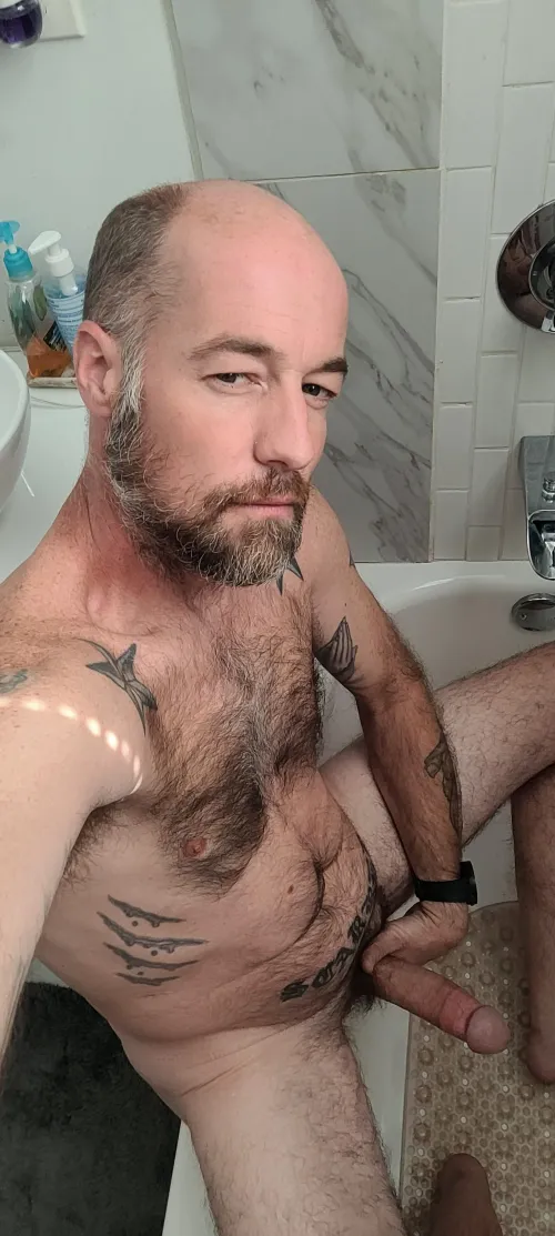 Thumbnail Join Inner_Advantage_7561 for a Wash & Chat Session - hotguyswithtattoos