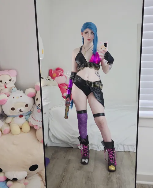 Thumbnail Cosplay Fanatics Unite: gintku's Jinx Cosplay