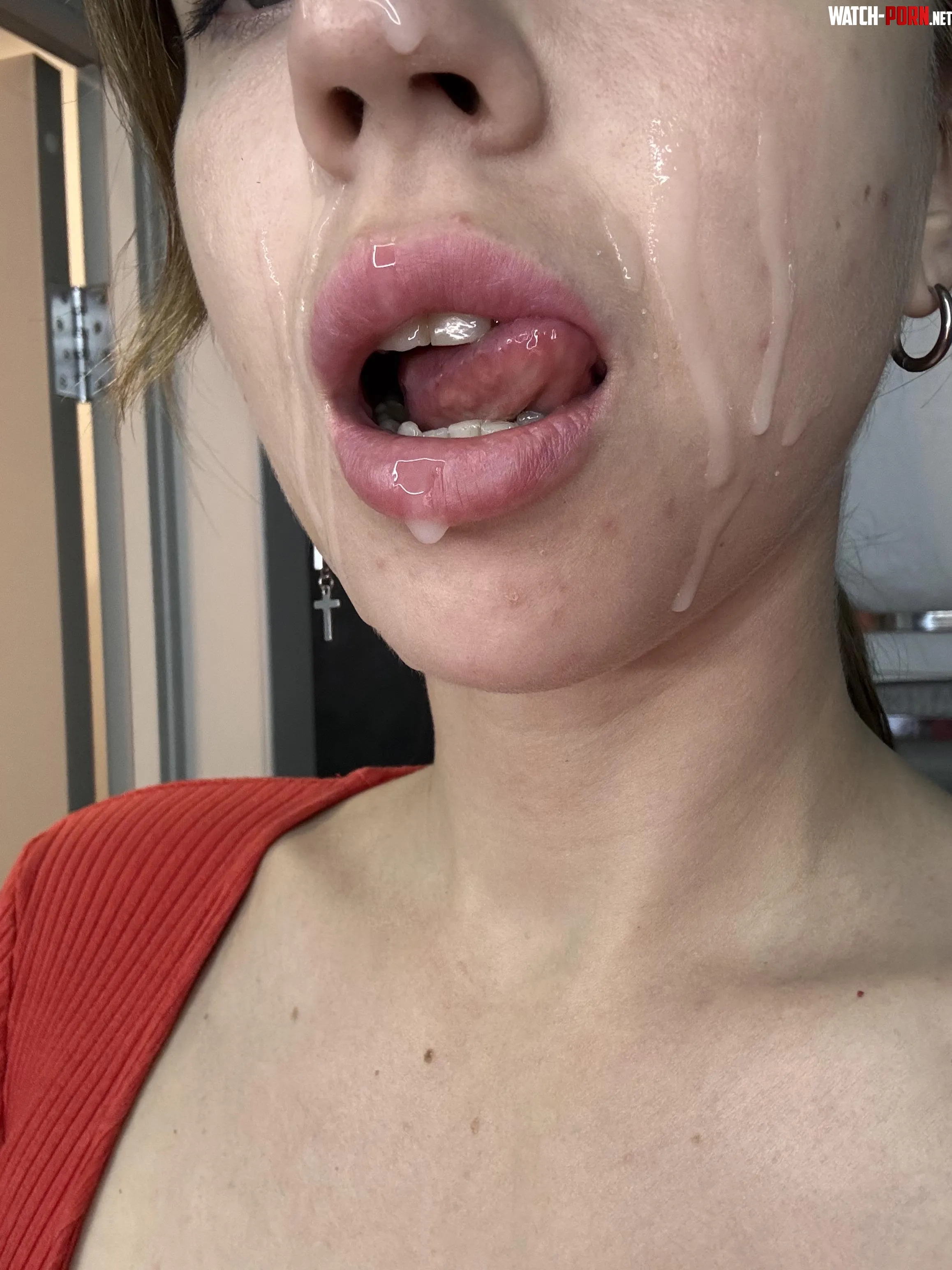 Cum in my mouth and on my face makes me feel needed by Frahetha