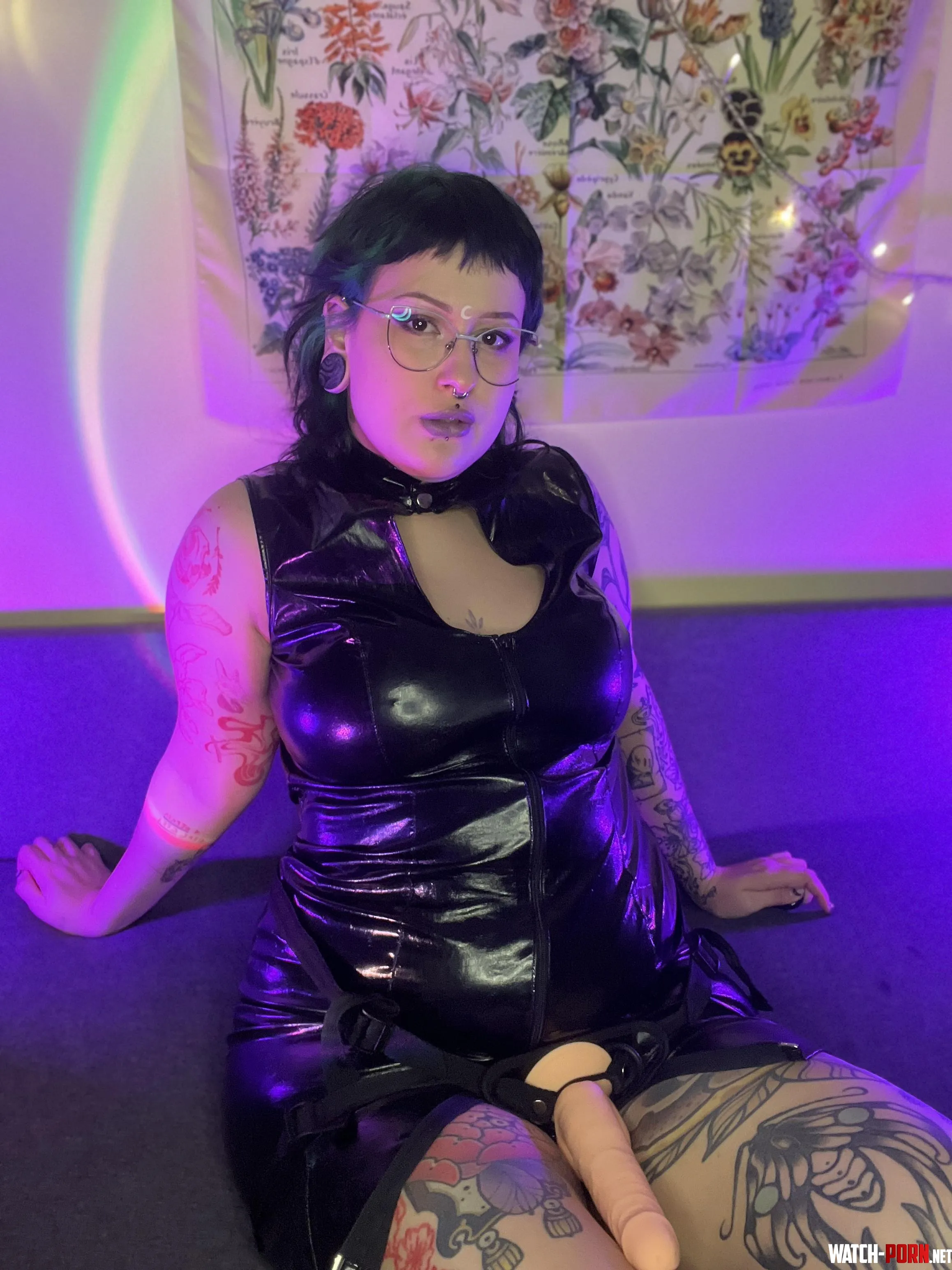 lets find out if youve earned your Goddesss cock by ameliaaamoon