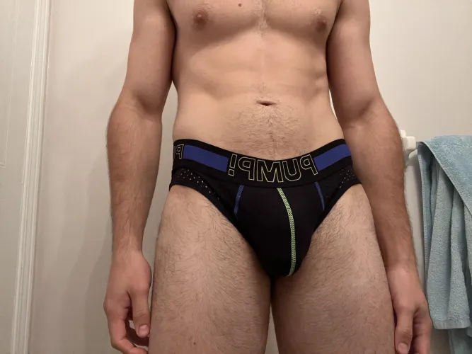 Thumbnail donkeyteen95 on Display: An 18M Bulging Tale