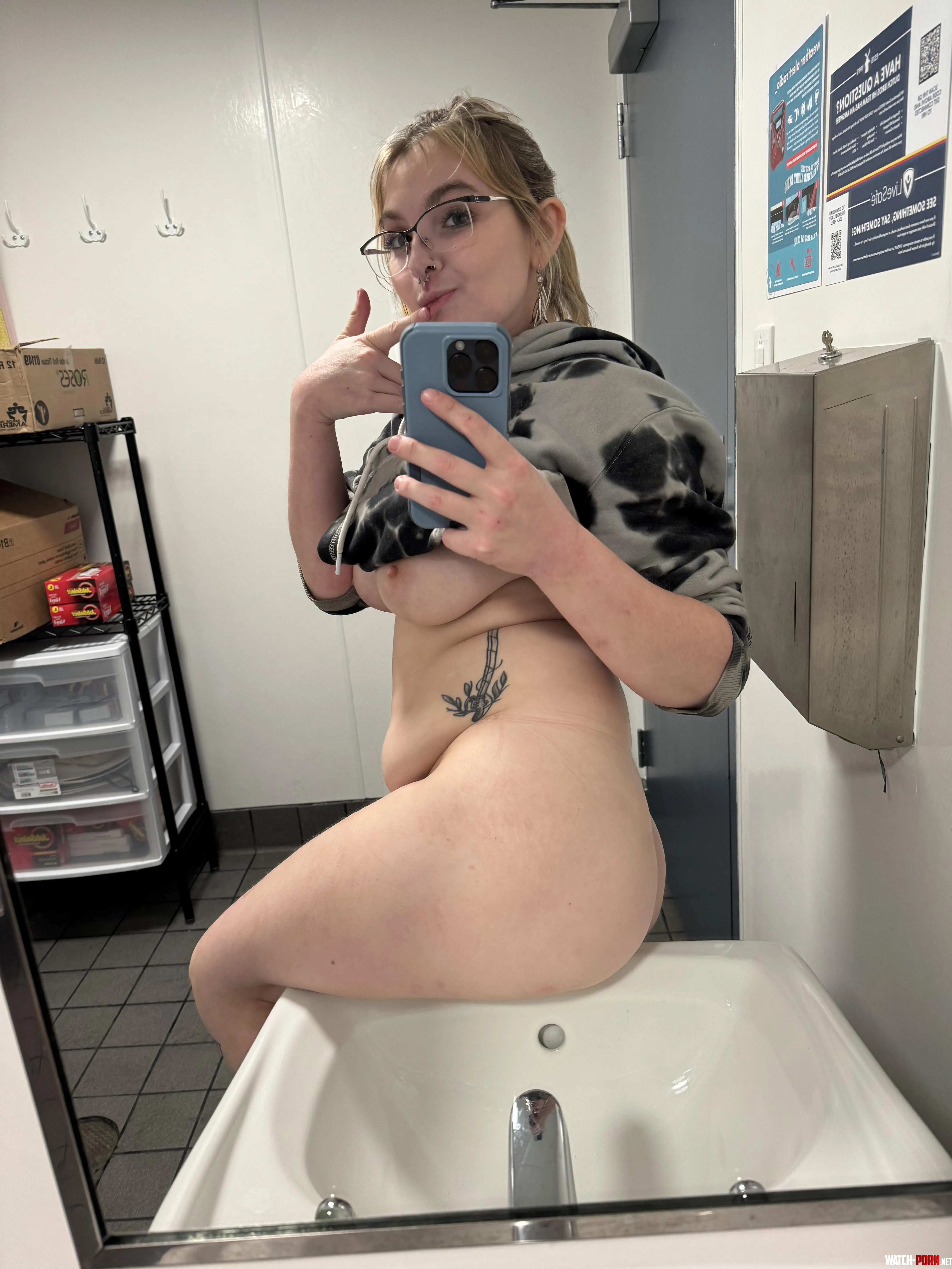 I love taking naughty pictures at work by AwryNarwhal03