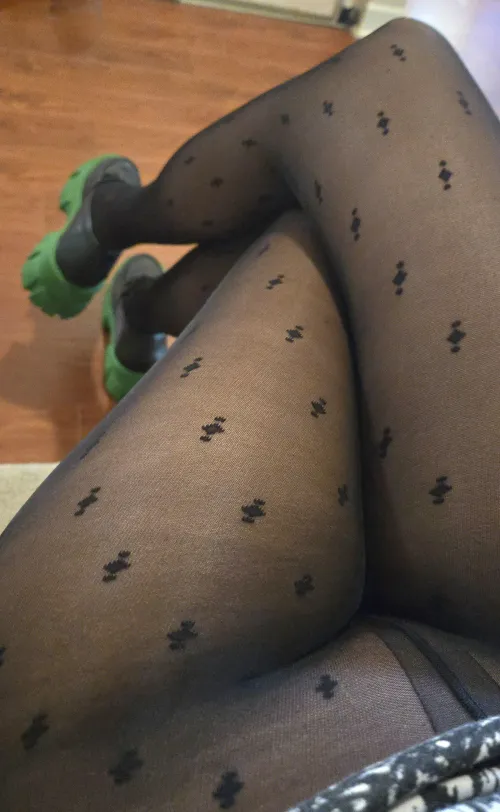 Thumbnail Good Girl Rules: Respecting Boundaries with popruzhinka | pantyhose