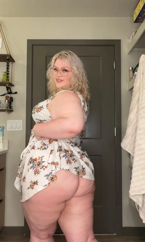 Thumbnail Indulging in All: devycakez's BBW Revelations