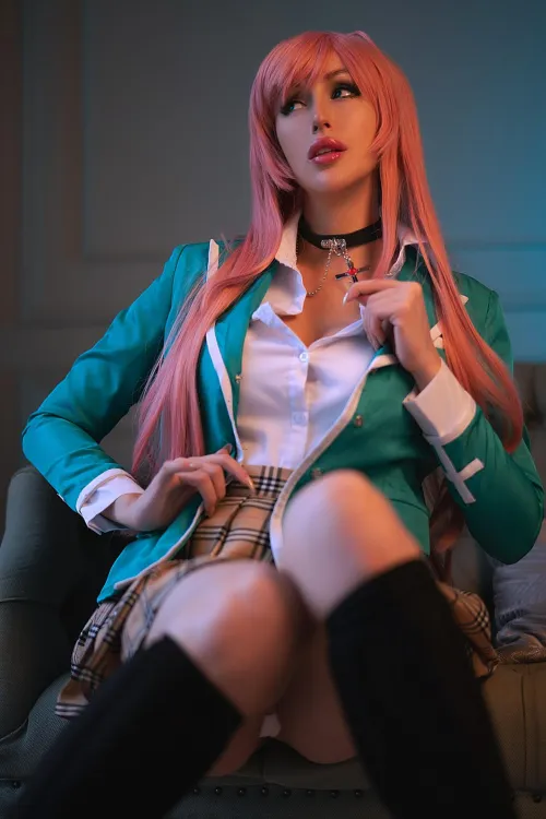 Thumbnail Sensual Moka Akashiya Cosplay: RosarioVampire Elegance | CosplayLewd