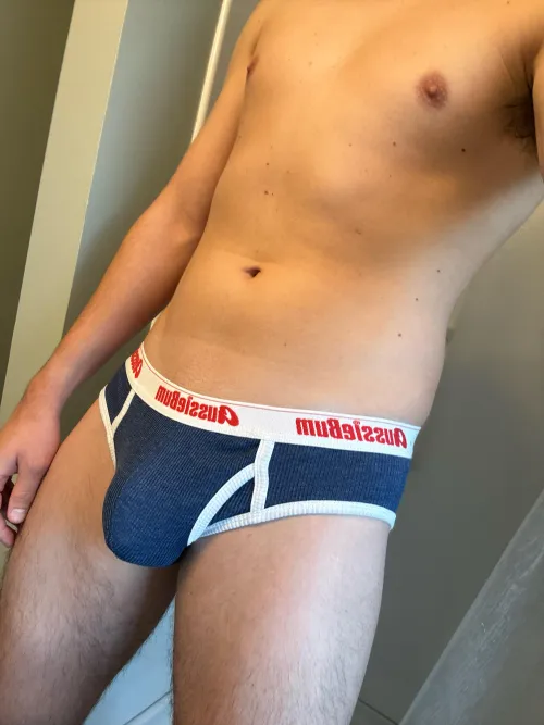 Thumbnail Discover 28 Another Day Another Bulge | dhutbat On Bulges