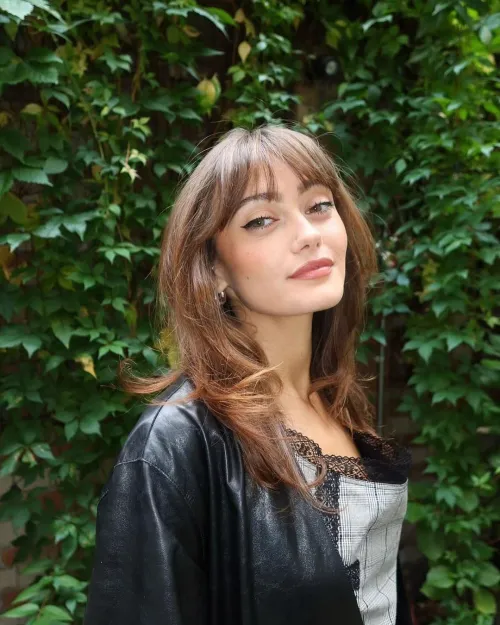 Thumbnail KG101411 Presents Ella Purnell: A Glimpse into PrettyGirls Category