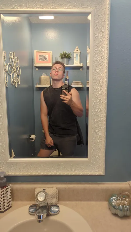 Thumbnail Hello Gays! Mirror Pic Time | OddRevolution6244