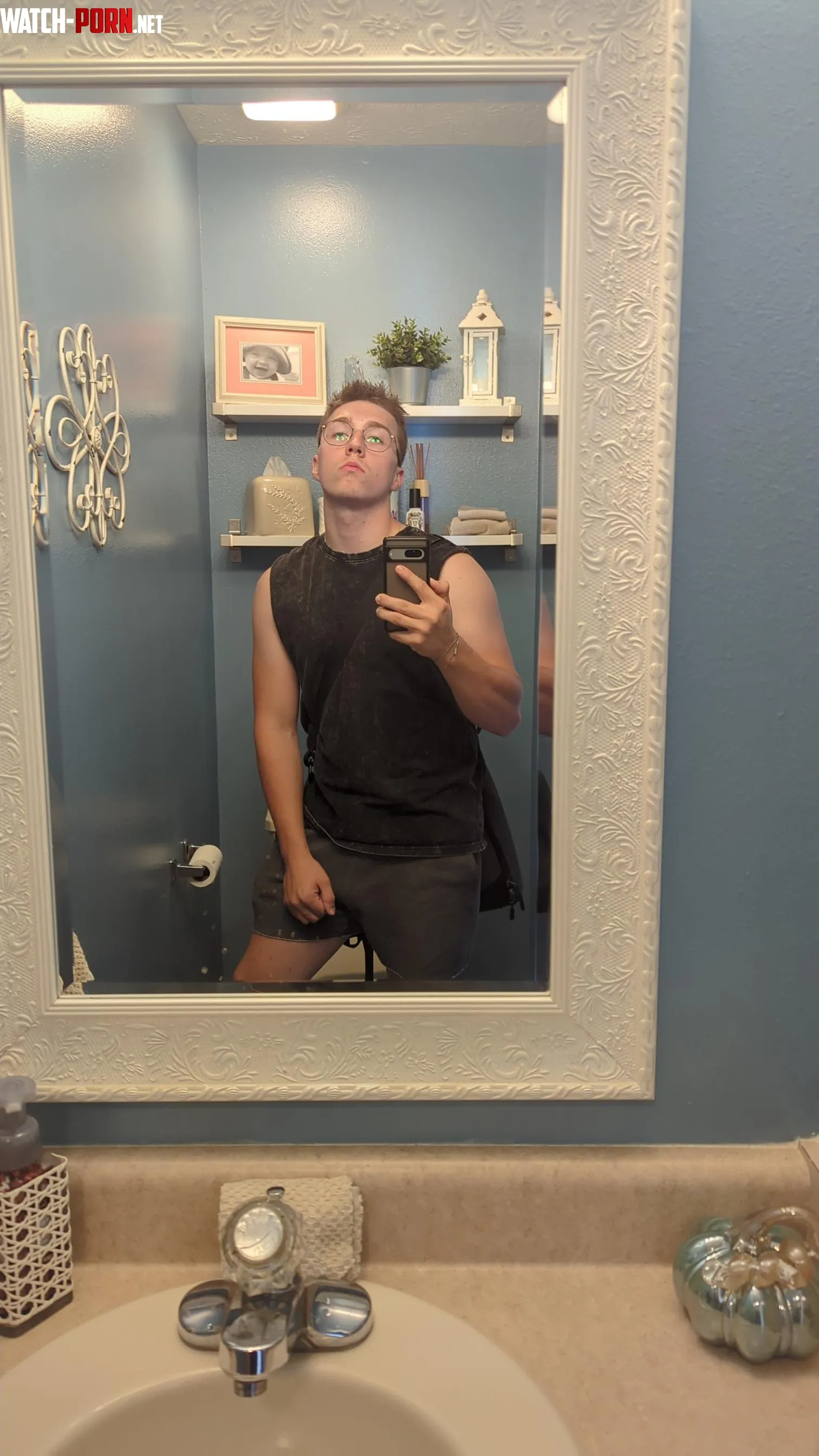 The allusive mirror pic lol just found this sub so hello gays by OddRevolution6244