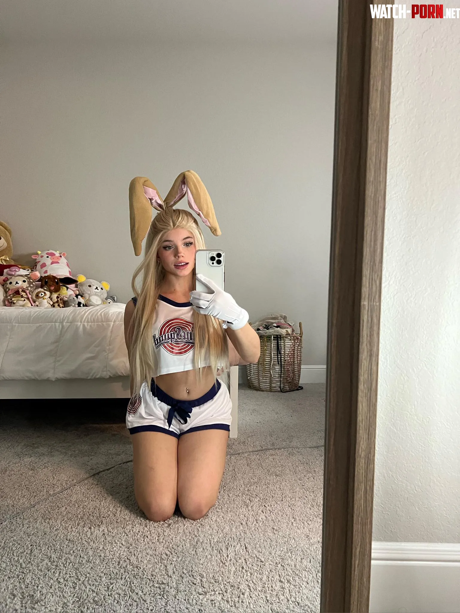 shooting my shot as Lola Bunny  by exotic-dreamer2