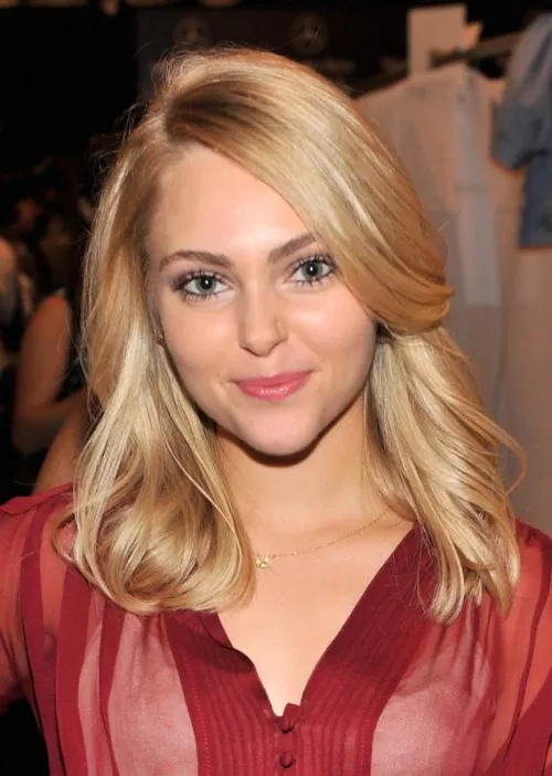 Thumbnail Anna Sophia Robb by Inmotfraypi4nmge | PrettyGirls