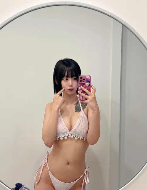 Thumbnail Saige_Anne Shows Off Bikini Looks Within RealAsians Community