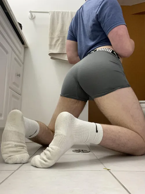 Thumbnail gayboyaaron's Favorite: 19 Pumas in Boxershorts