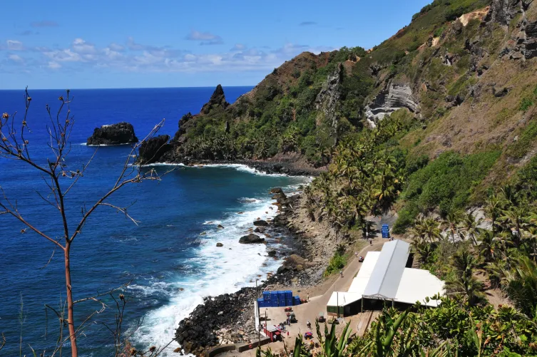 Thumbnail Glimpse of Paradise: Beautiful Pitcairn Island Retreat