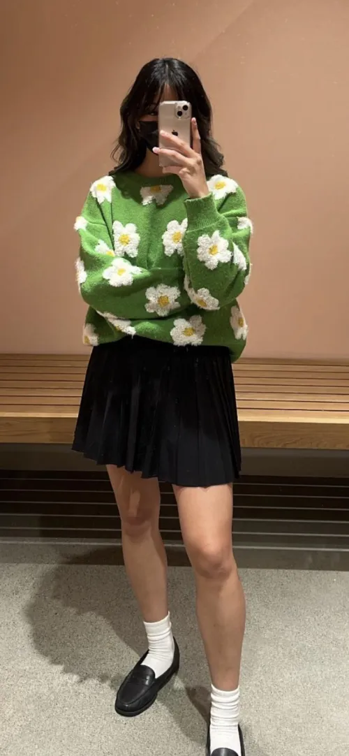 Thumbnail Admiring the Green Flowery Sweater on RealAsians by Active-Rise-247