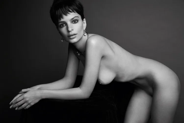 Thumbnail Emily Ratajkowski Nude: Exposed by i_used_to_be_here69 in celebnsfw