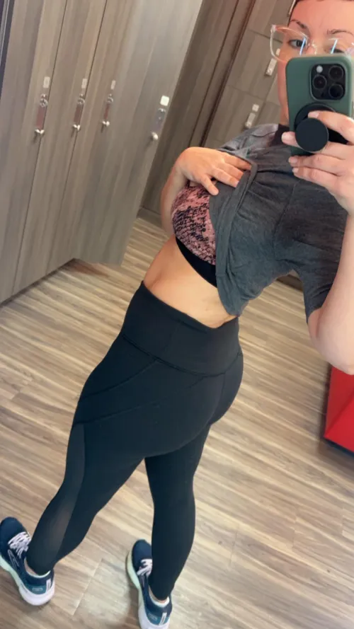 Thumbnail Done at the Gym, Now What? by Astraea_ann | HotGirlsInYogaPants