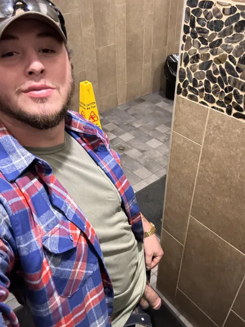 Thumbnail Unexpected Encounter in a Public Restroom | Far-Sky6438