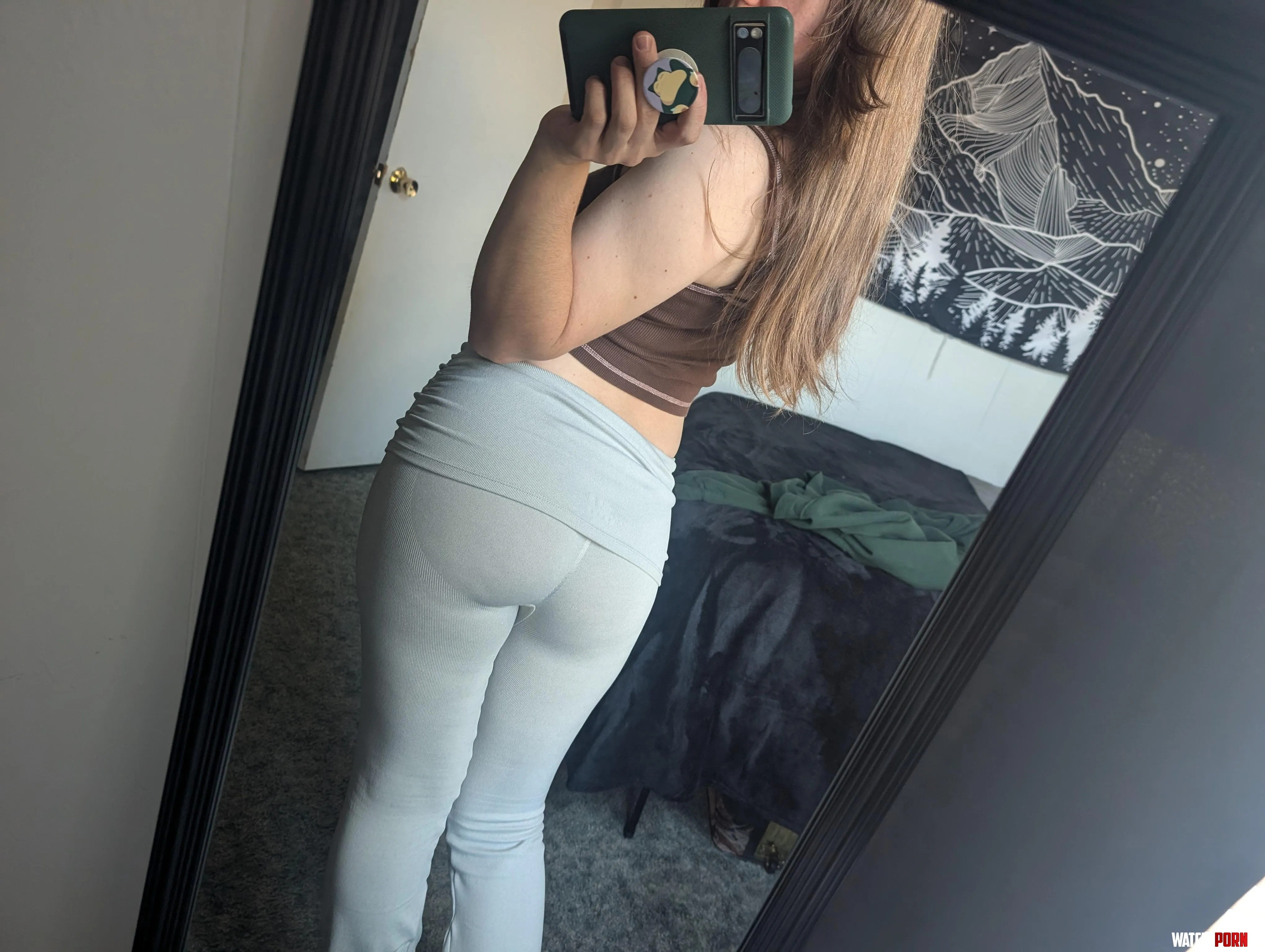 Thick thighs in some tight yoga pants  by SisterSleeze