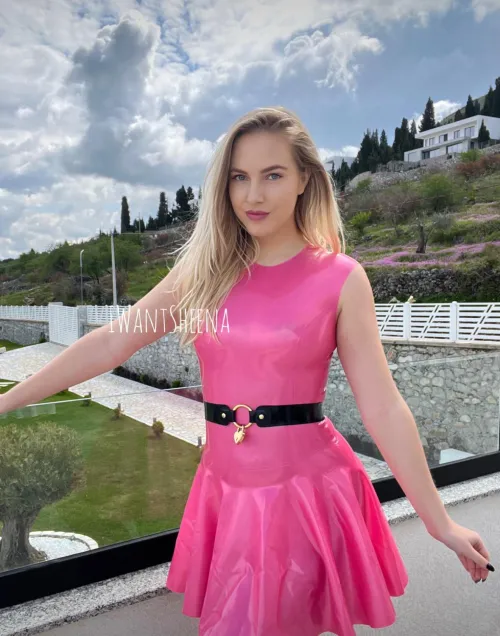 Thumbnail Tight Pink Latex Dress: Unveiling Sensuality by iwantsheena