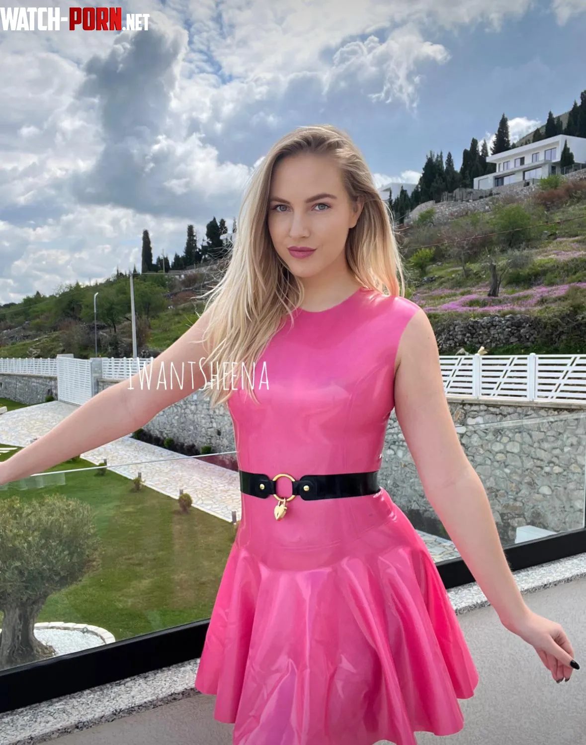 Tight pink latex dress  by iwantsheena