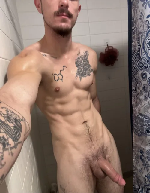 Thumbnail College_boyxoxo's Refreshing Encounter: Post Gym Showers for Ultimate Relaxation