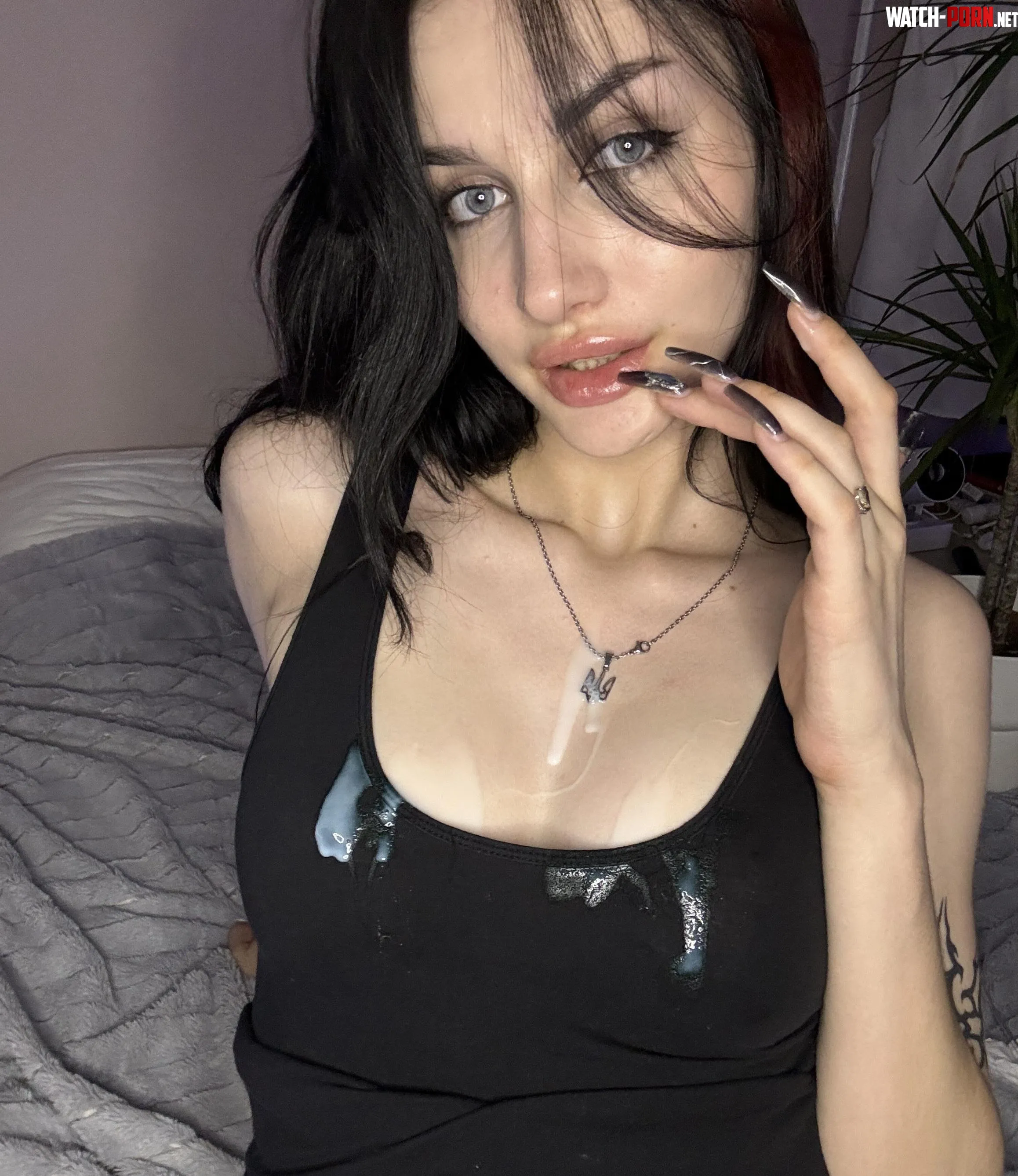 Would daddy kiss me politely or fuck me by PrettyFaceDirtySoul