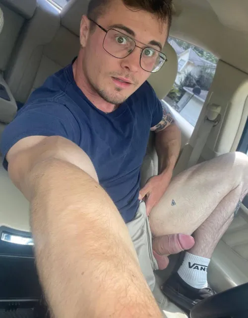 Thumbnail Wild Choices: Doing It in the Car on GaybrosGoneWild