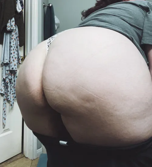 Thumbnail Embracing Body Positivity at 232 lbs | feralwallflowr