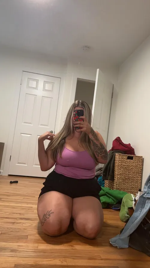 Thumbnail Late Night Adventures: Join kurvykittie23 in the Category of chubby