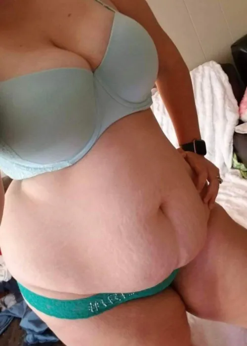 Thumbnail 53 230 lbs Would You Smash or Nah by abigailgray256 in BBW_Chubby Category