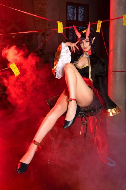 Thumbnail Axilirator_Cosplay's Stunning Impersonation of Shuten Douji from Fate